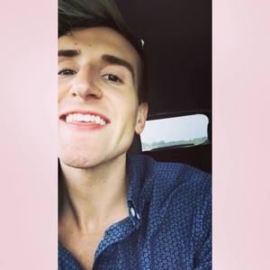 Meet your Posher, Carter